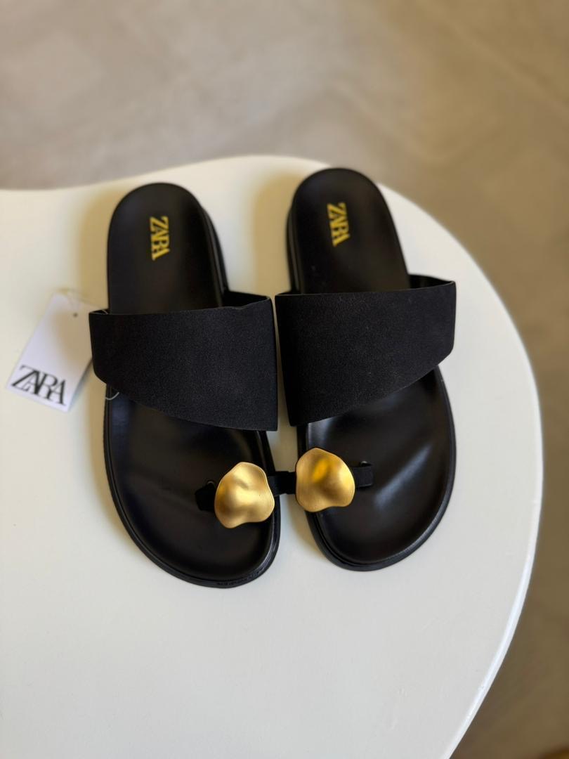 ZARA SANDALS