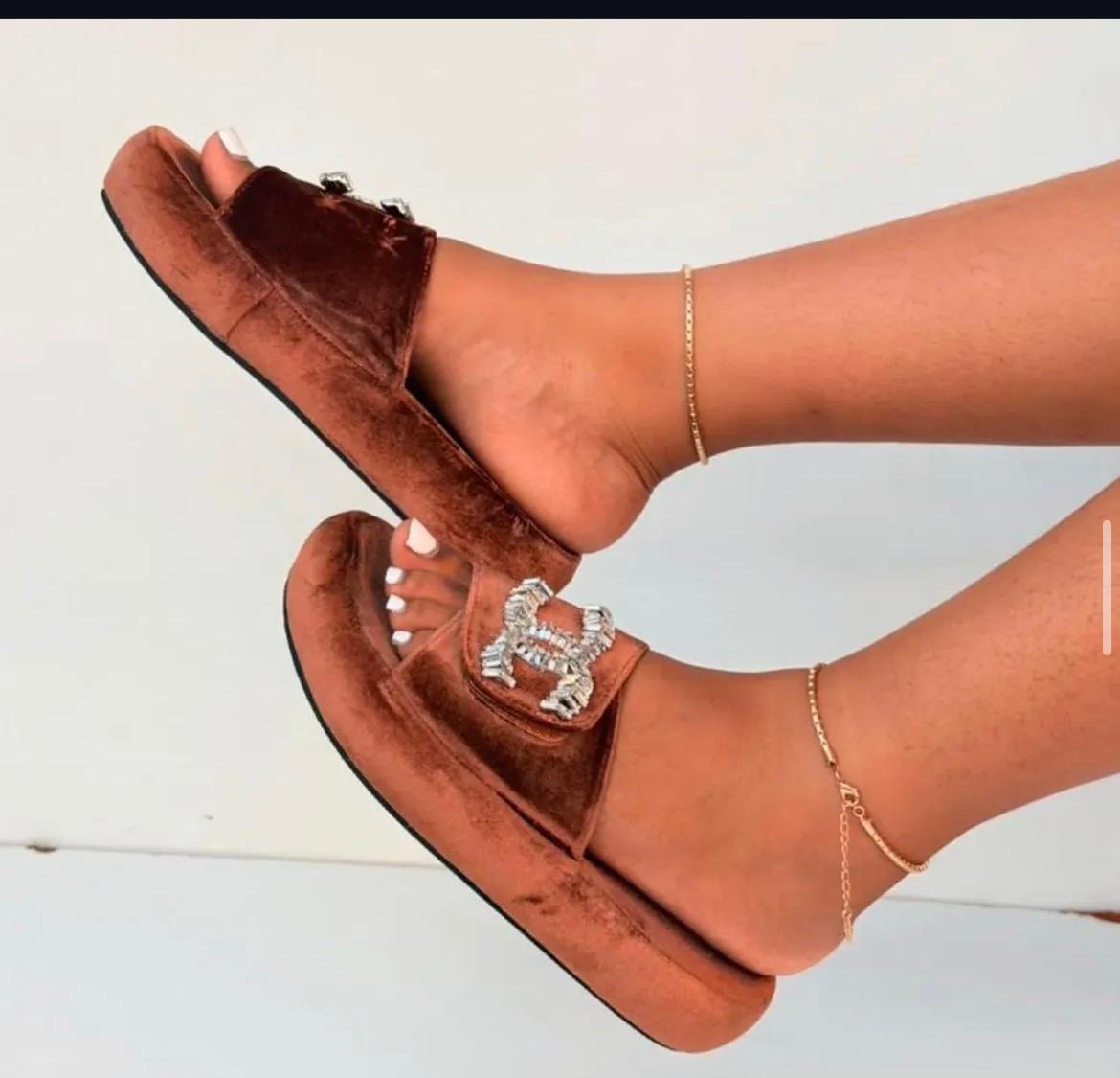Women sandles