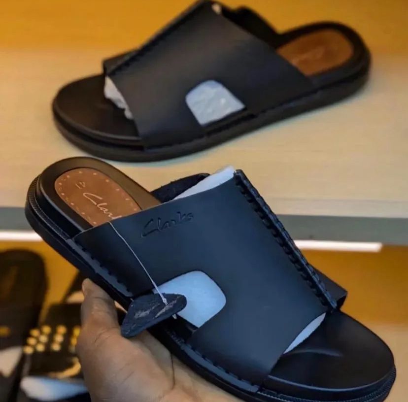 Sandles