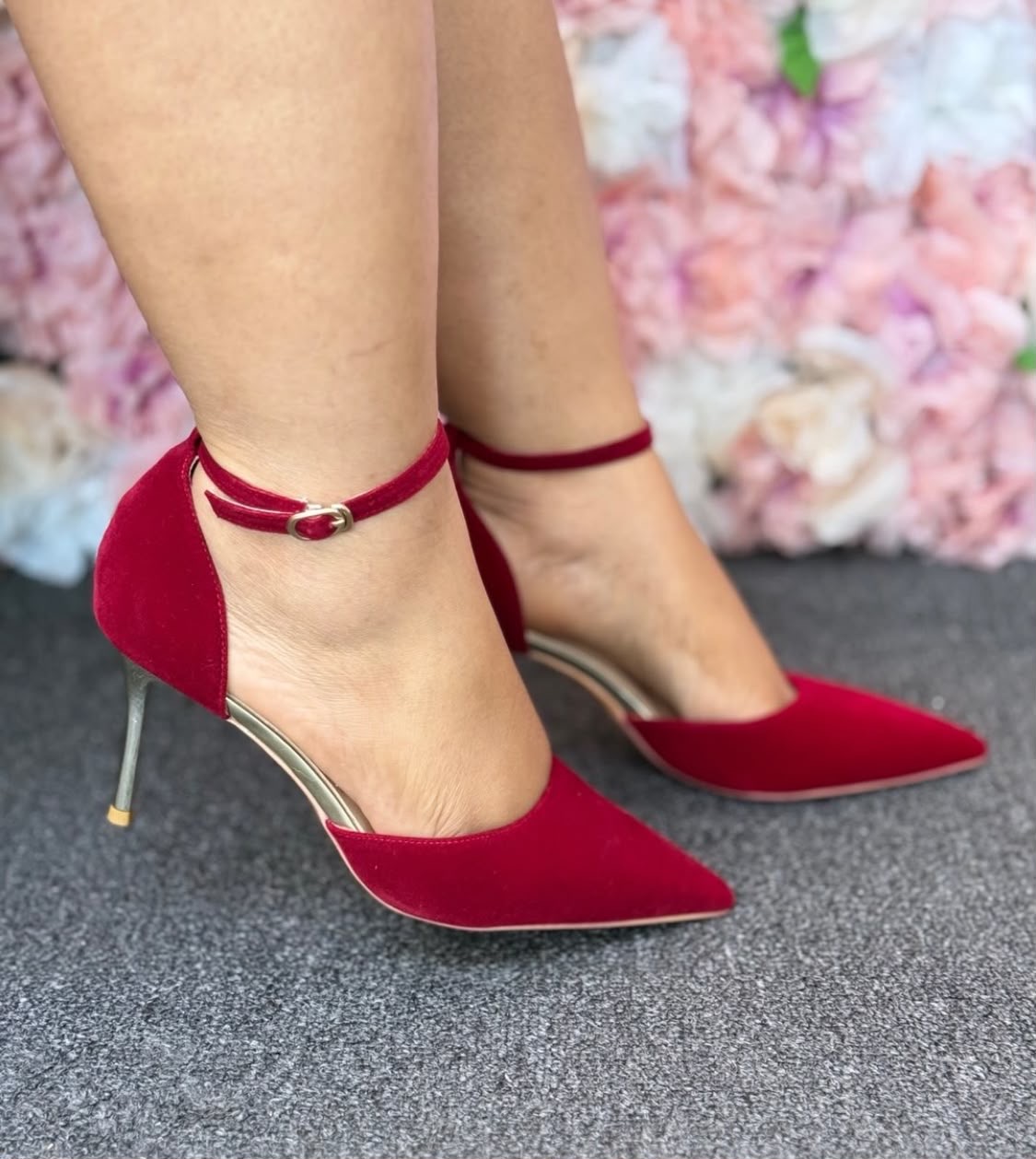velvet material heel