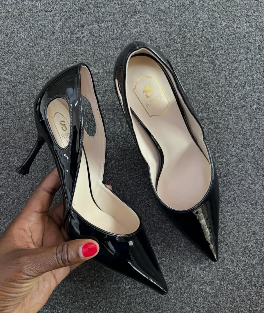 full closed heels