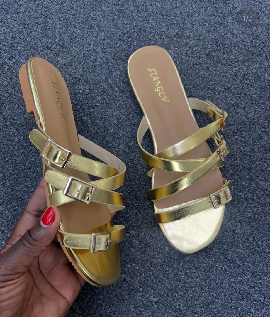 flat shoes