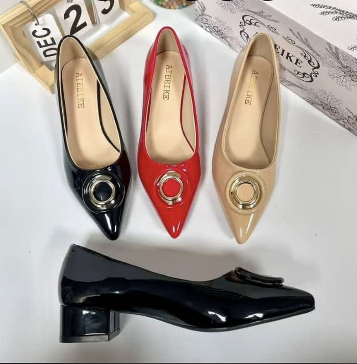 closed simple shoes