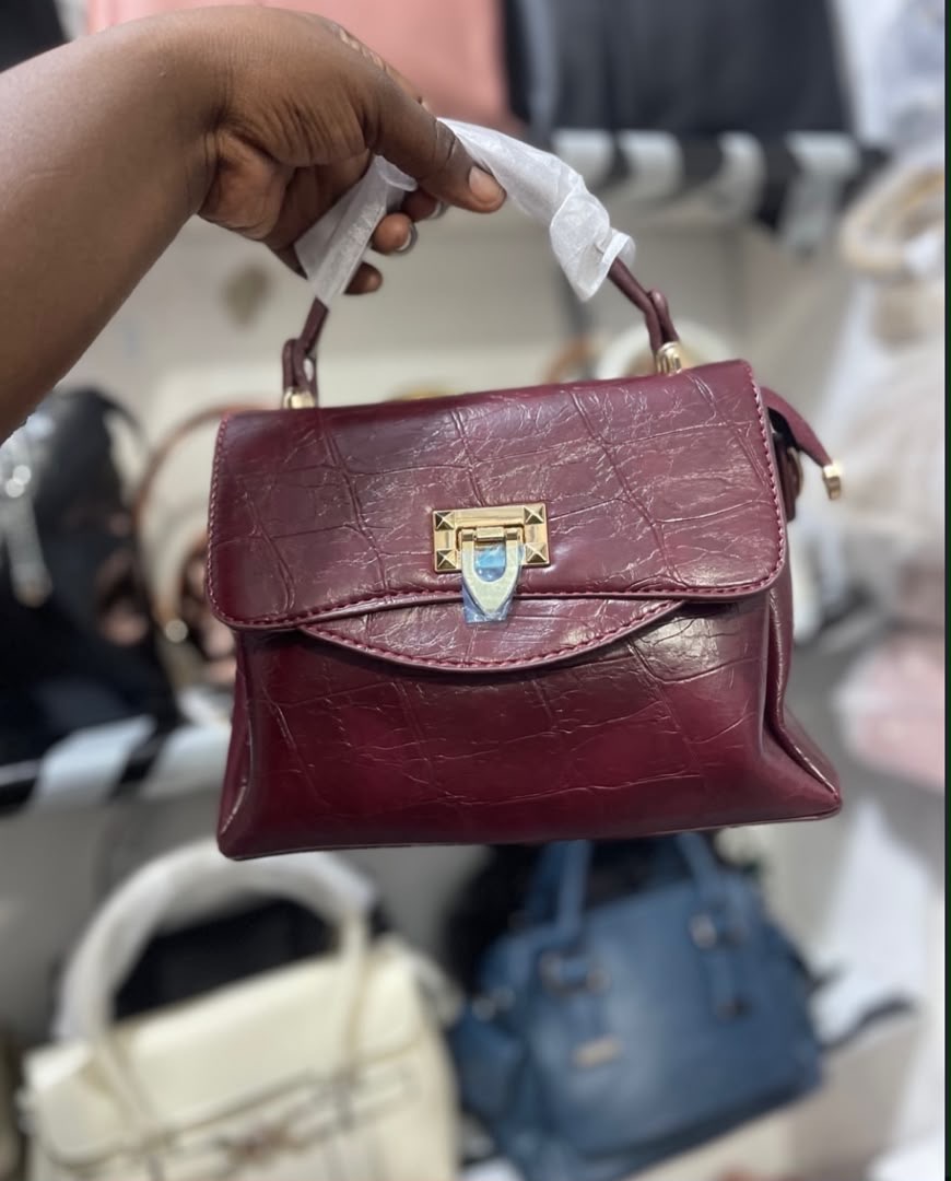 short handed handbag