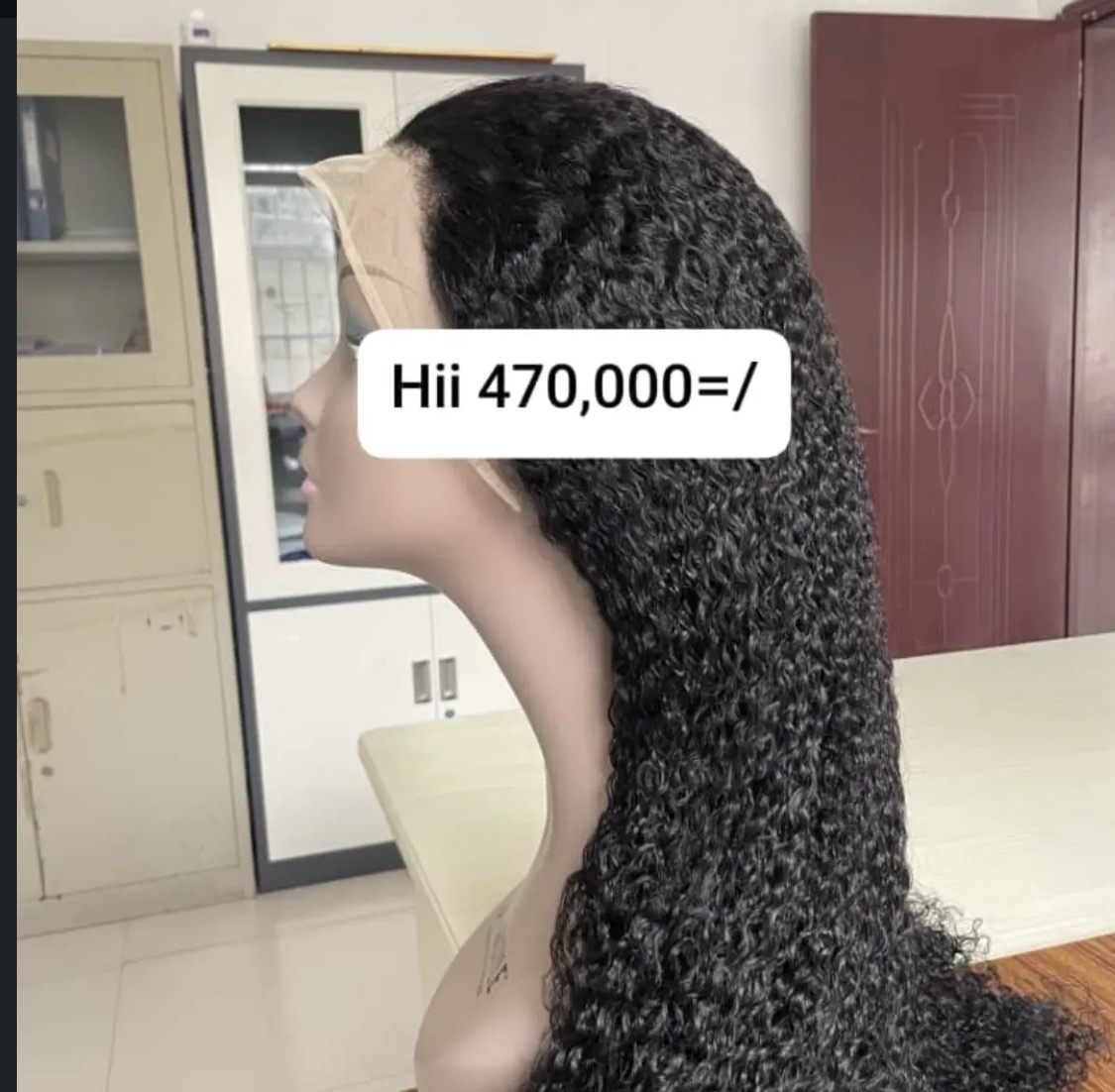 Wigi black curly