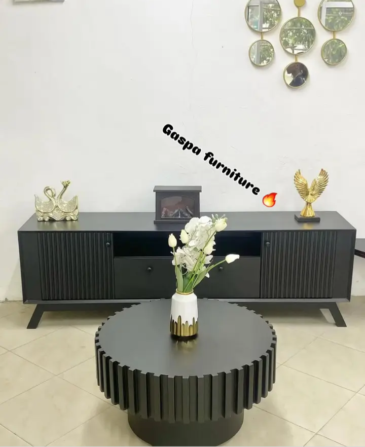Tv showcase & coffee table