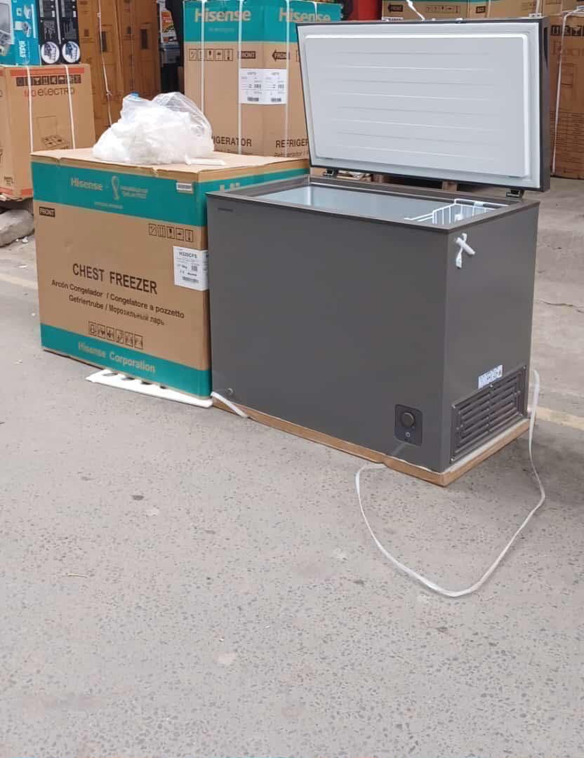 Chest Freezer 250L