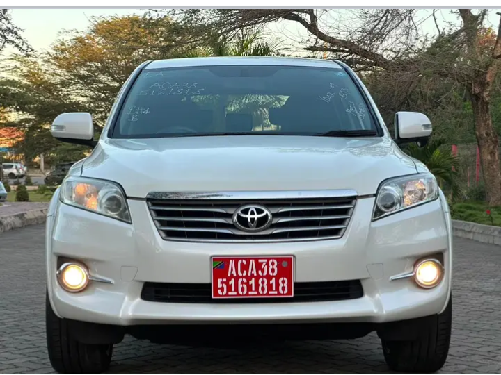 TOYOTA VANGUARD YEAR2010