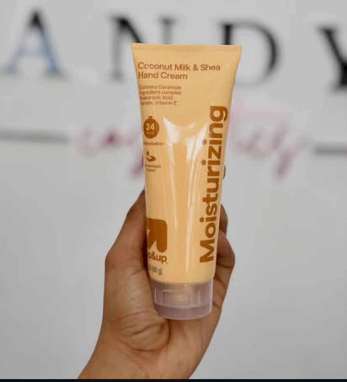 hand moisturizer