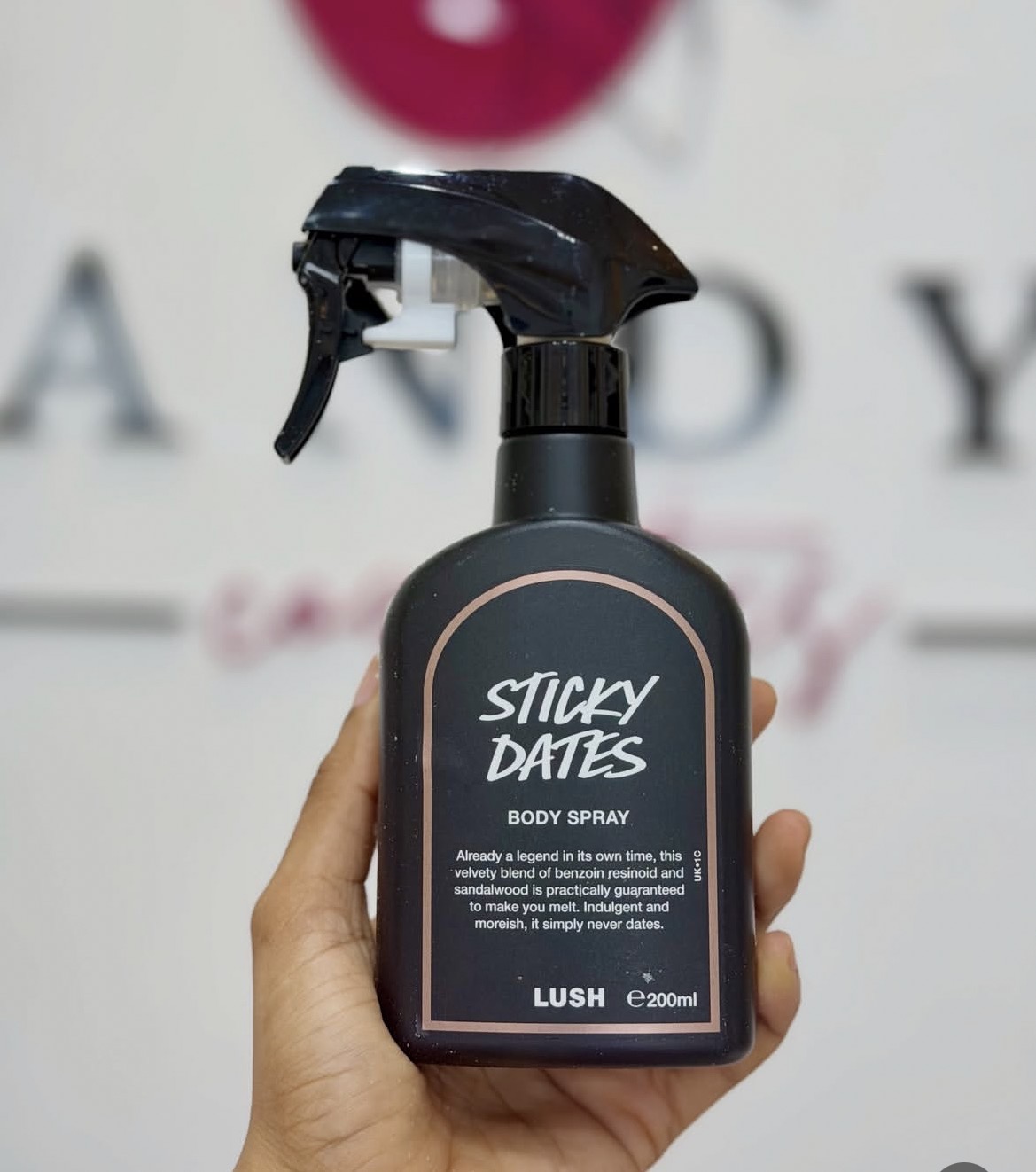 lush body spray