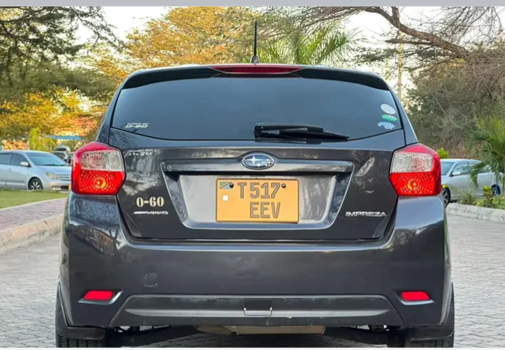 Subaru impreza year 2012