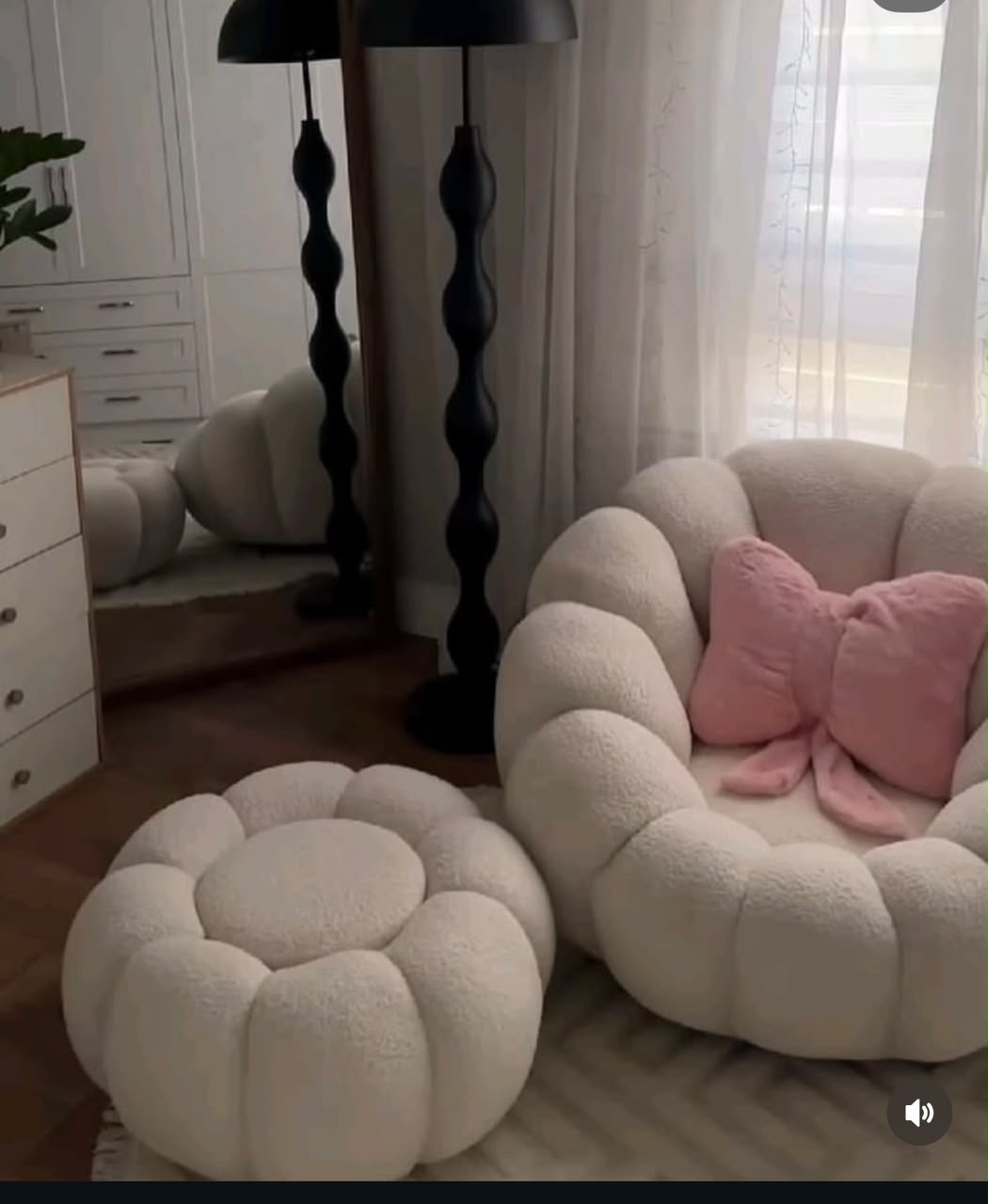 round sofa