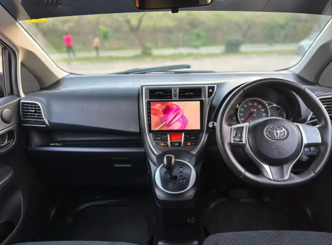 TOYOTA RACTIS NEW MODEL year 2012