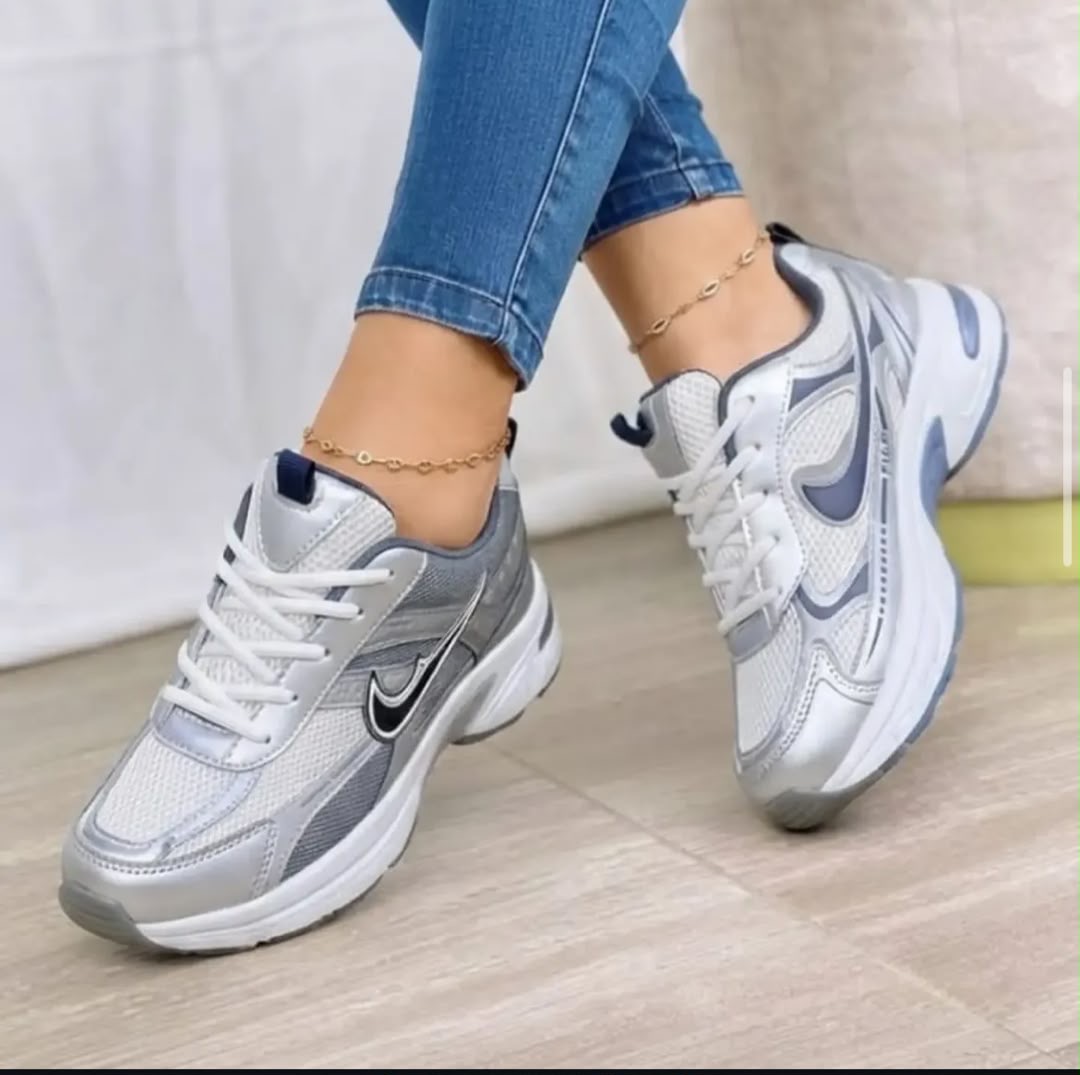Nike female shoes