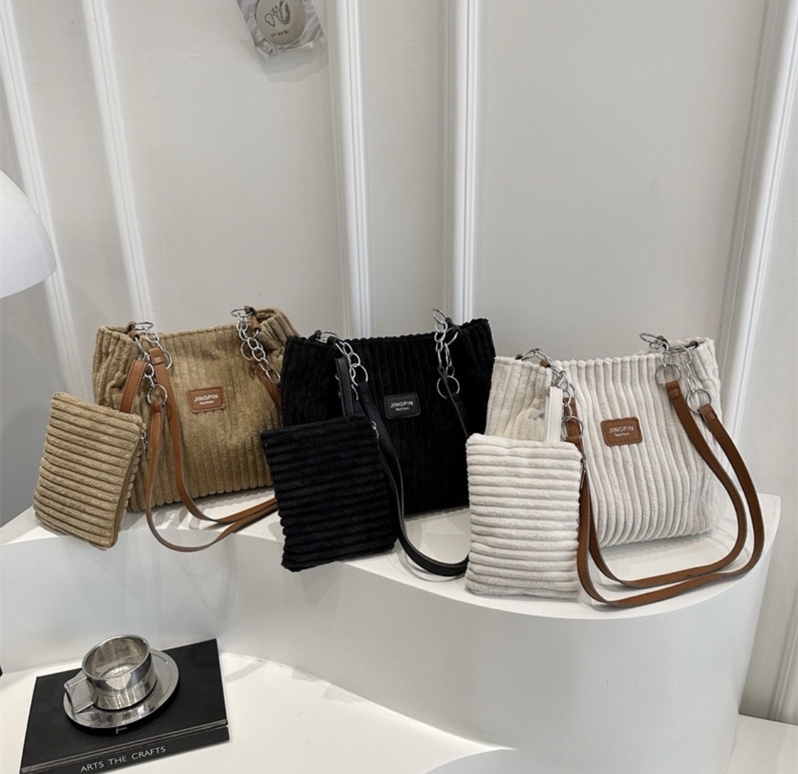 Bucket hand bag