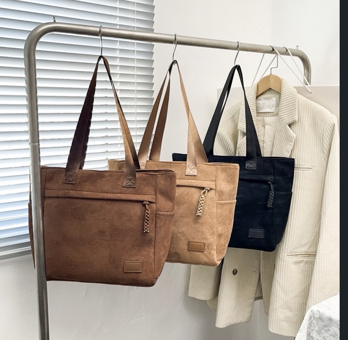 New tote collection