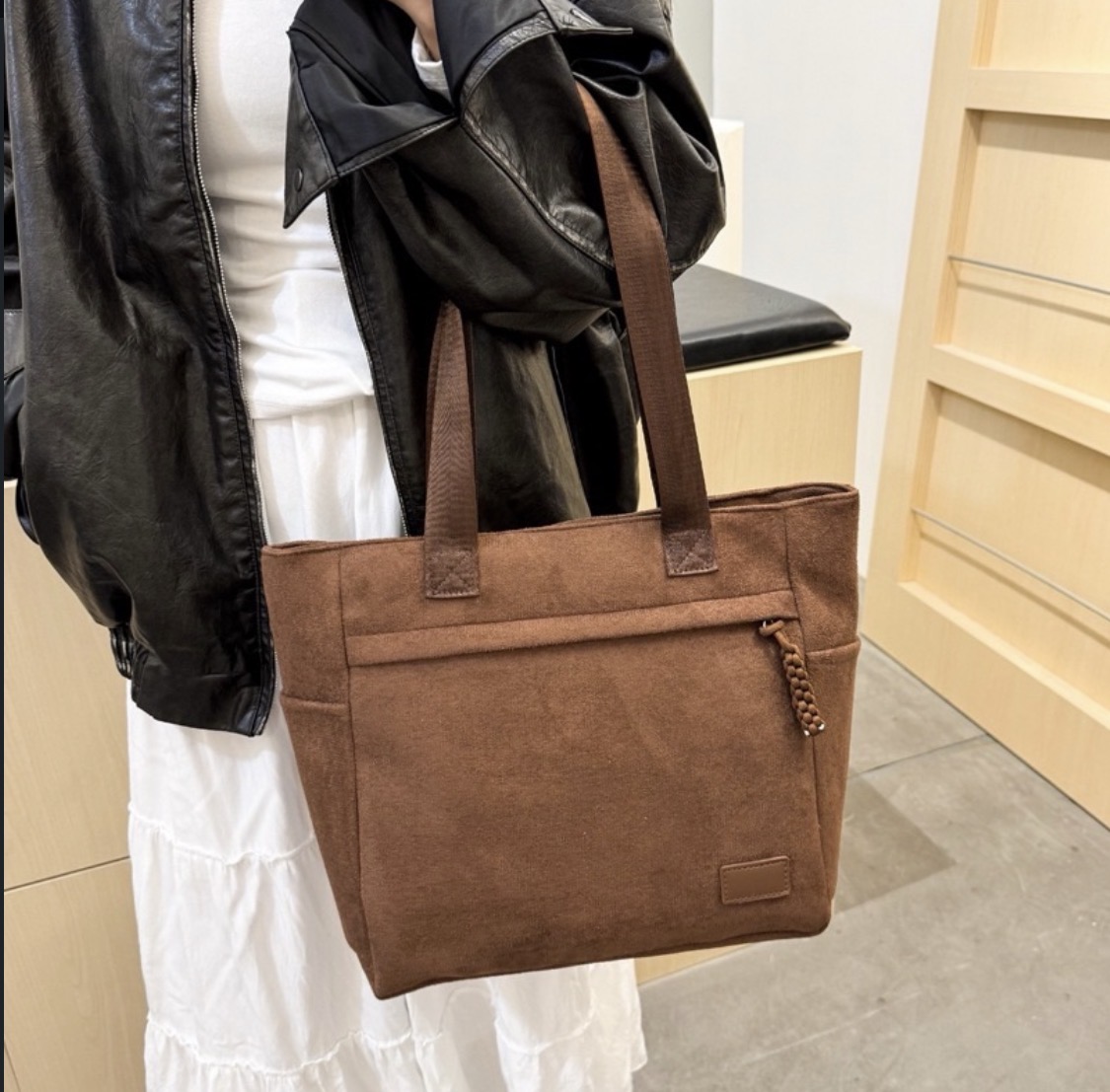 New tote collection
