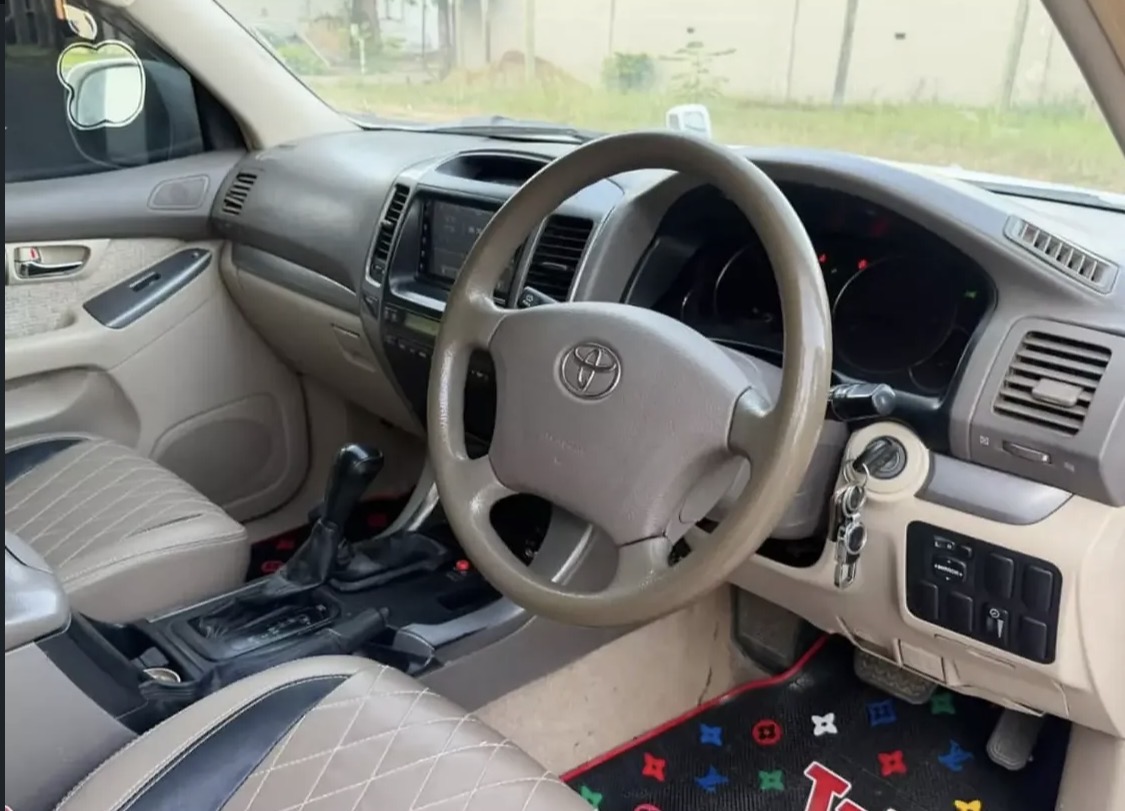 Toyota Prado.
