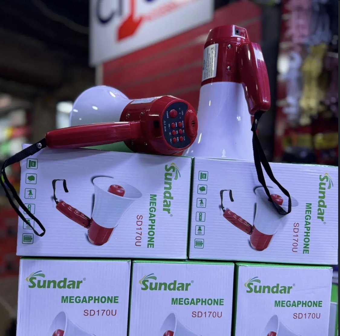 Sundar megaphone