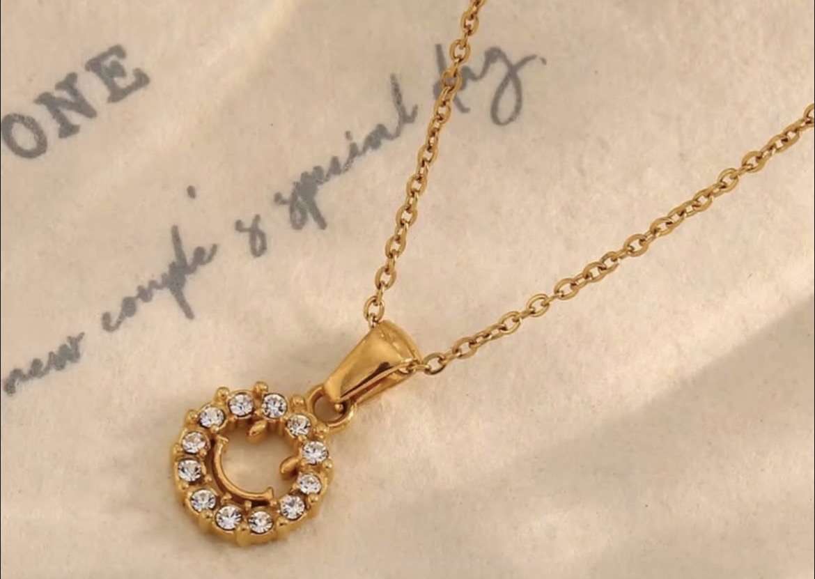 aria necklace