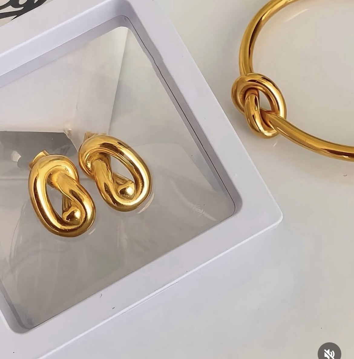 amanda earings