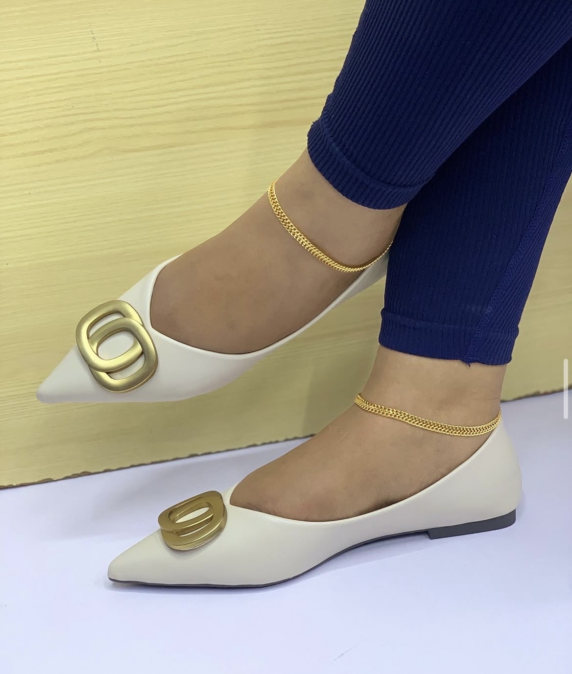 sharp front simple shoes