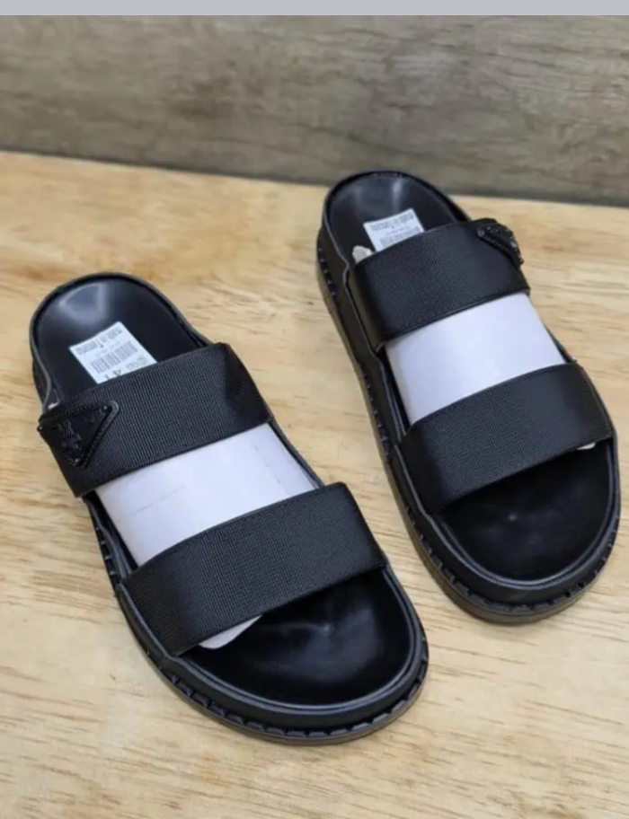 Open shoes A3