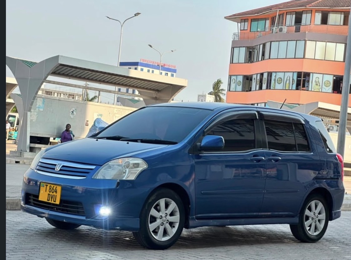 Toyota raum