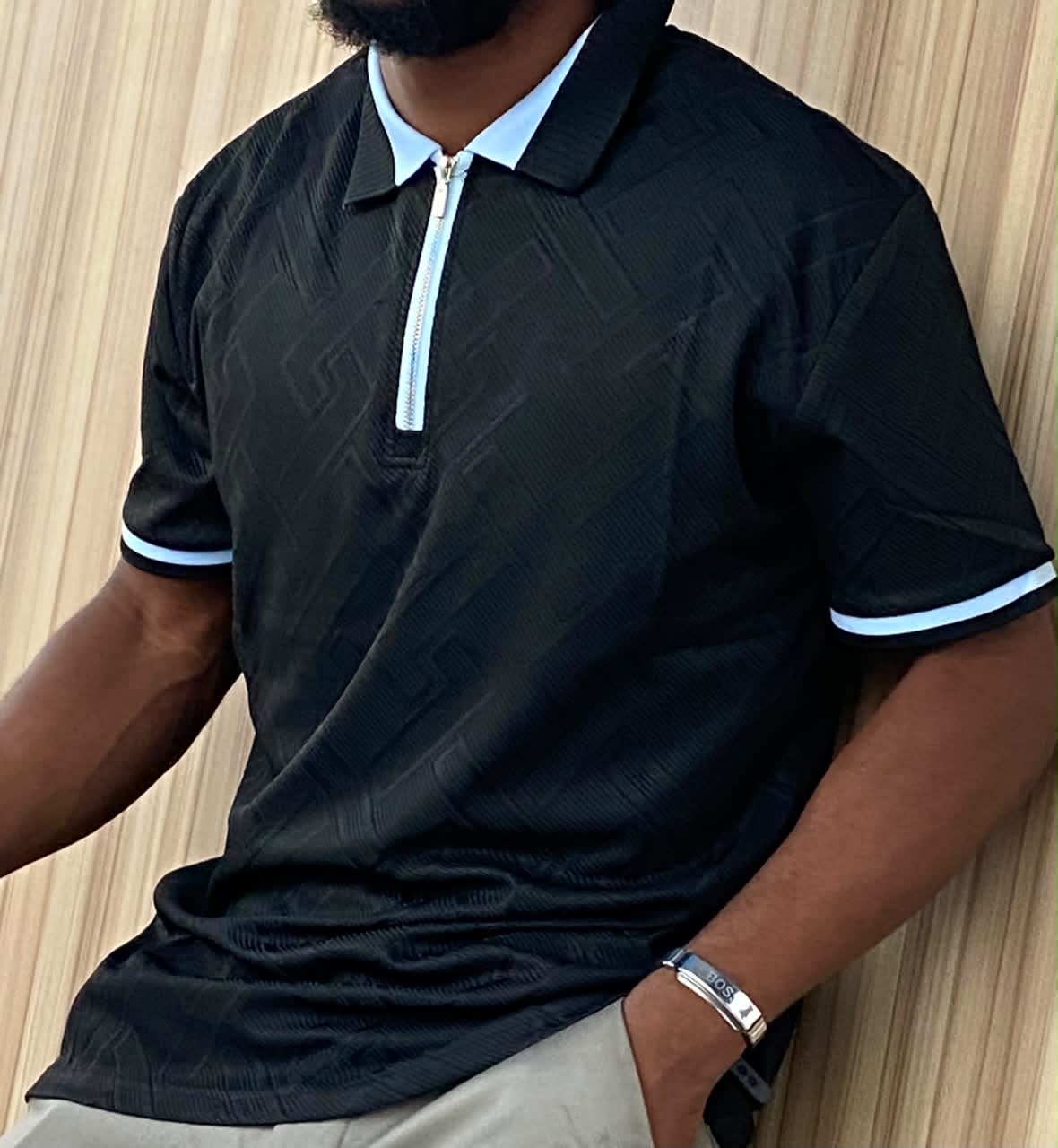zip tshirt