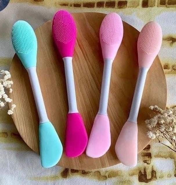 lip brush
