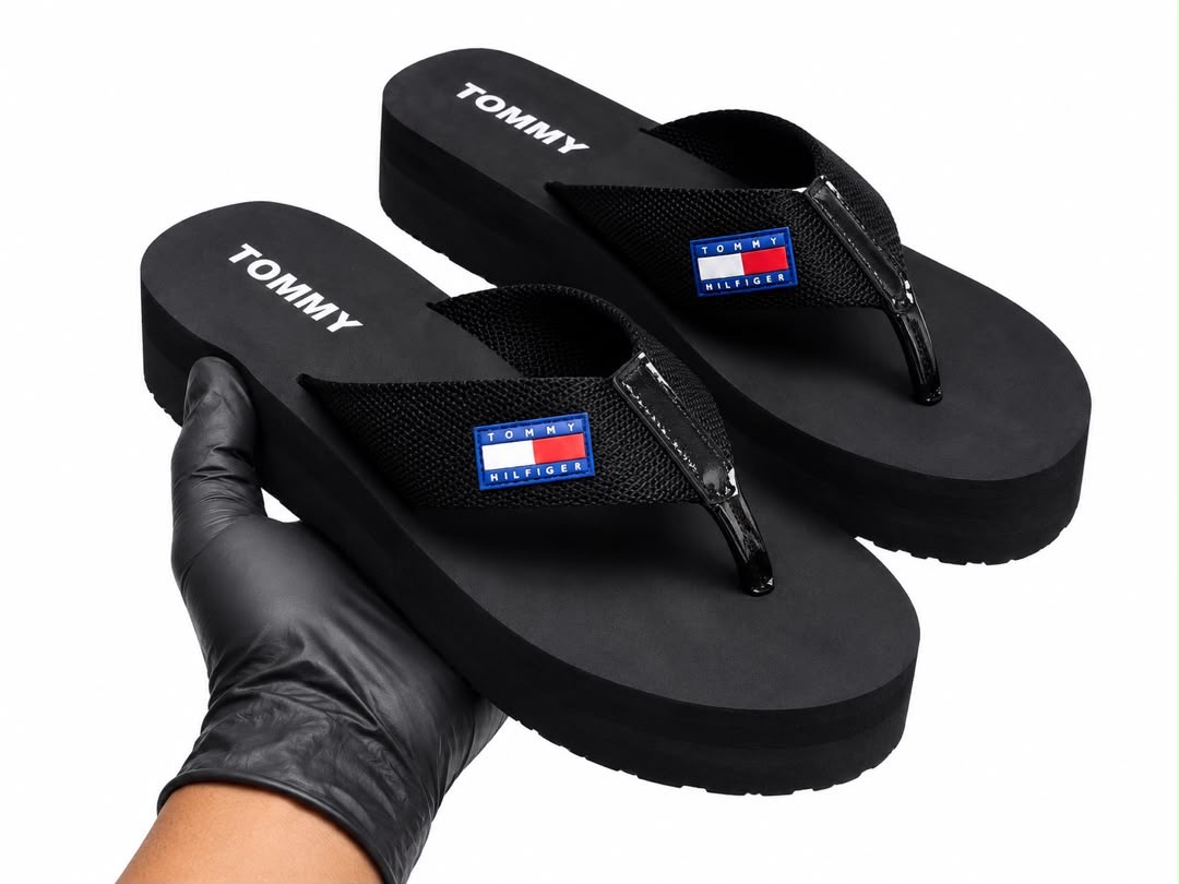 tommy sandals