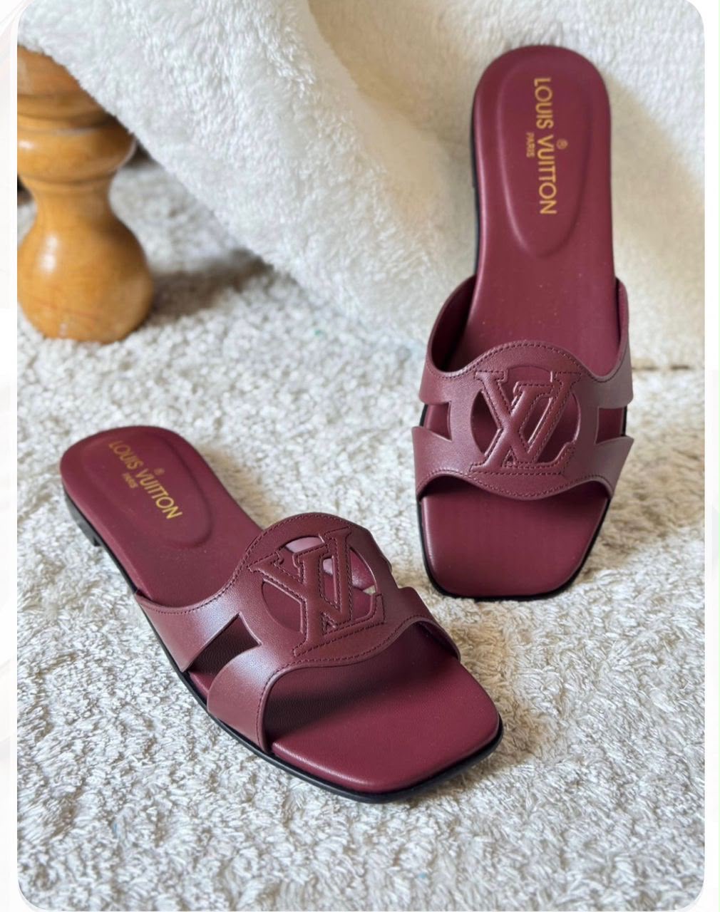 LB slippers