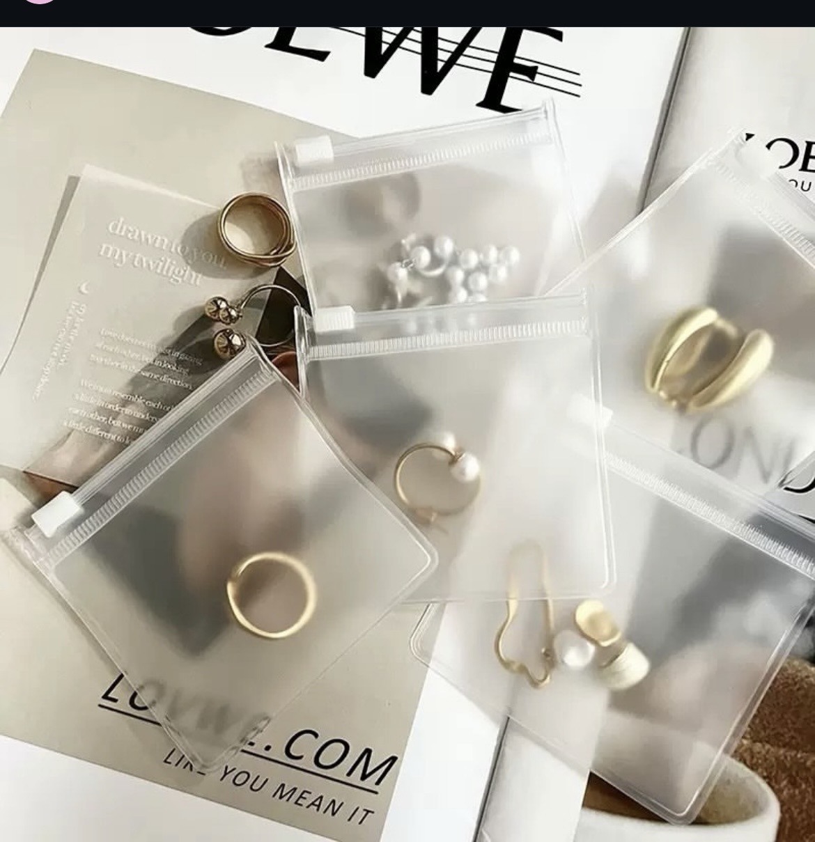 zip lock pouches