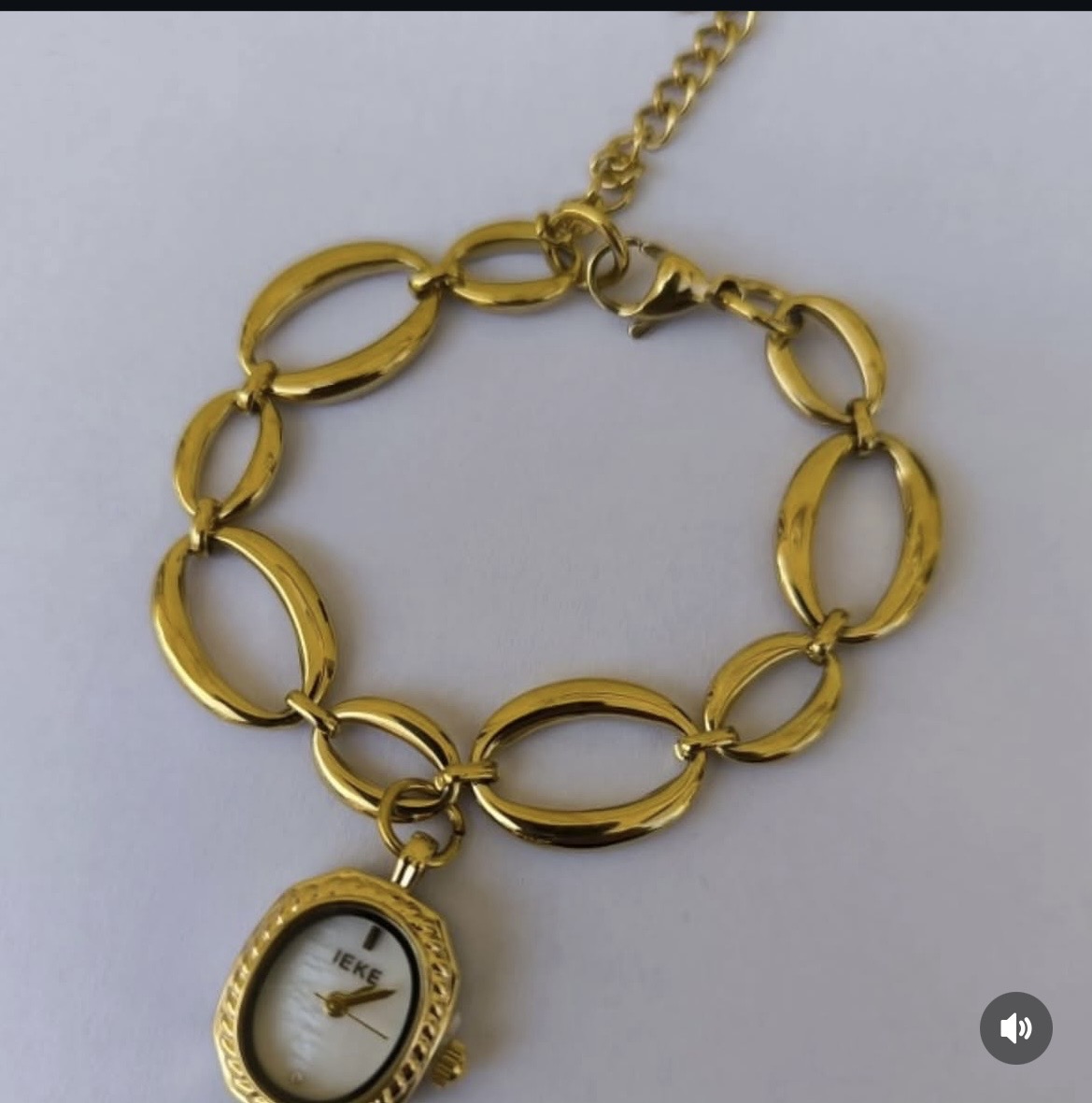 ieke charm watch