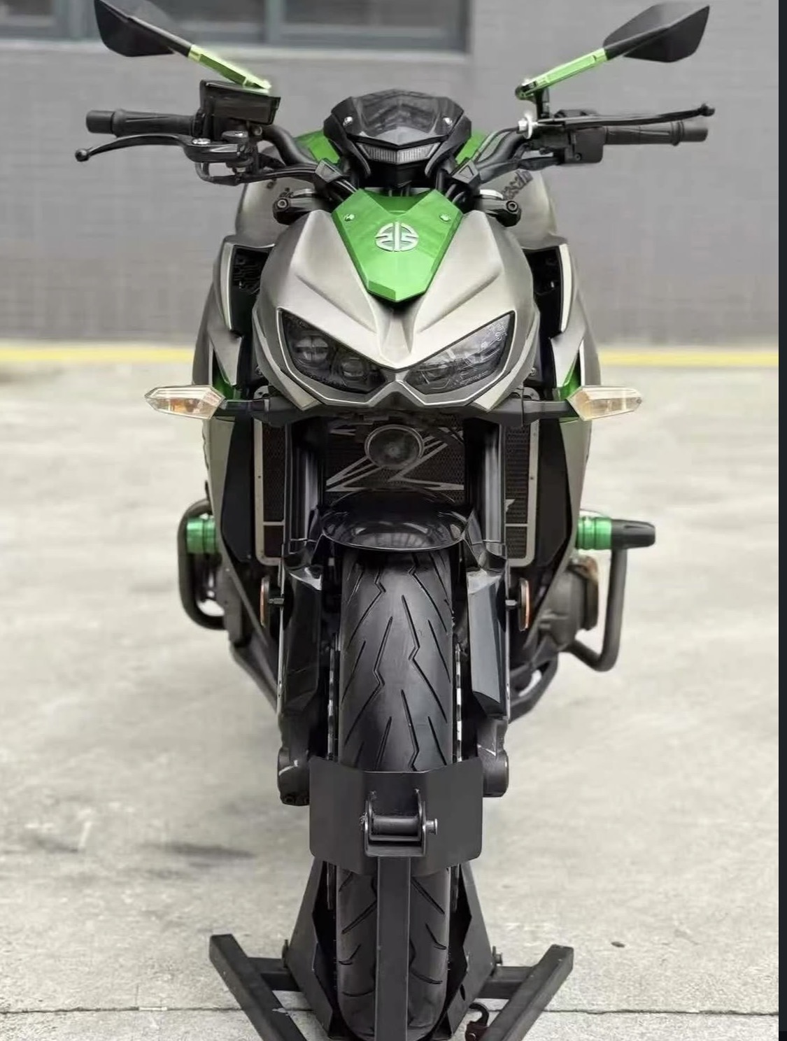 Kawasaki Z1000