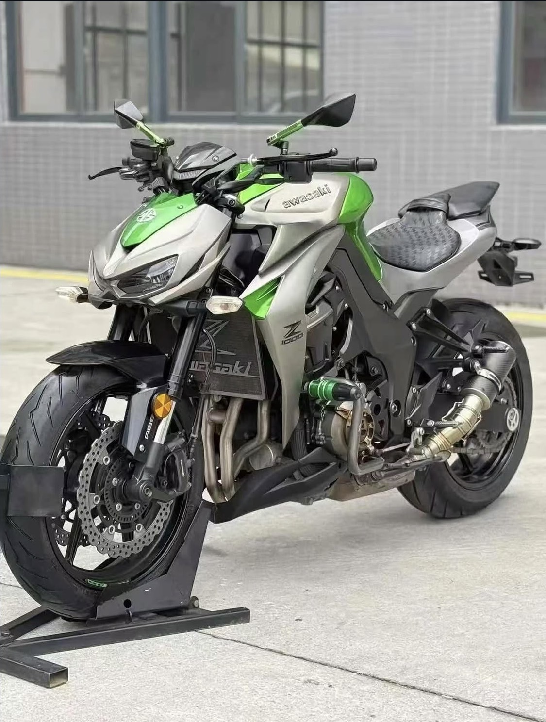 Kawasaki Z1000