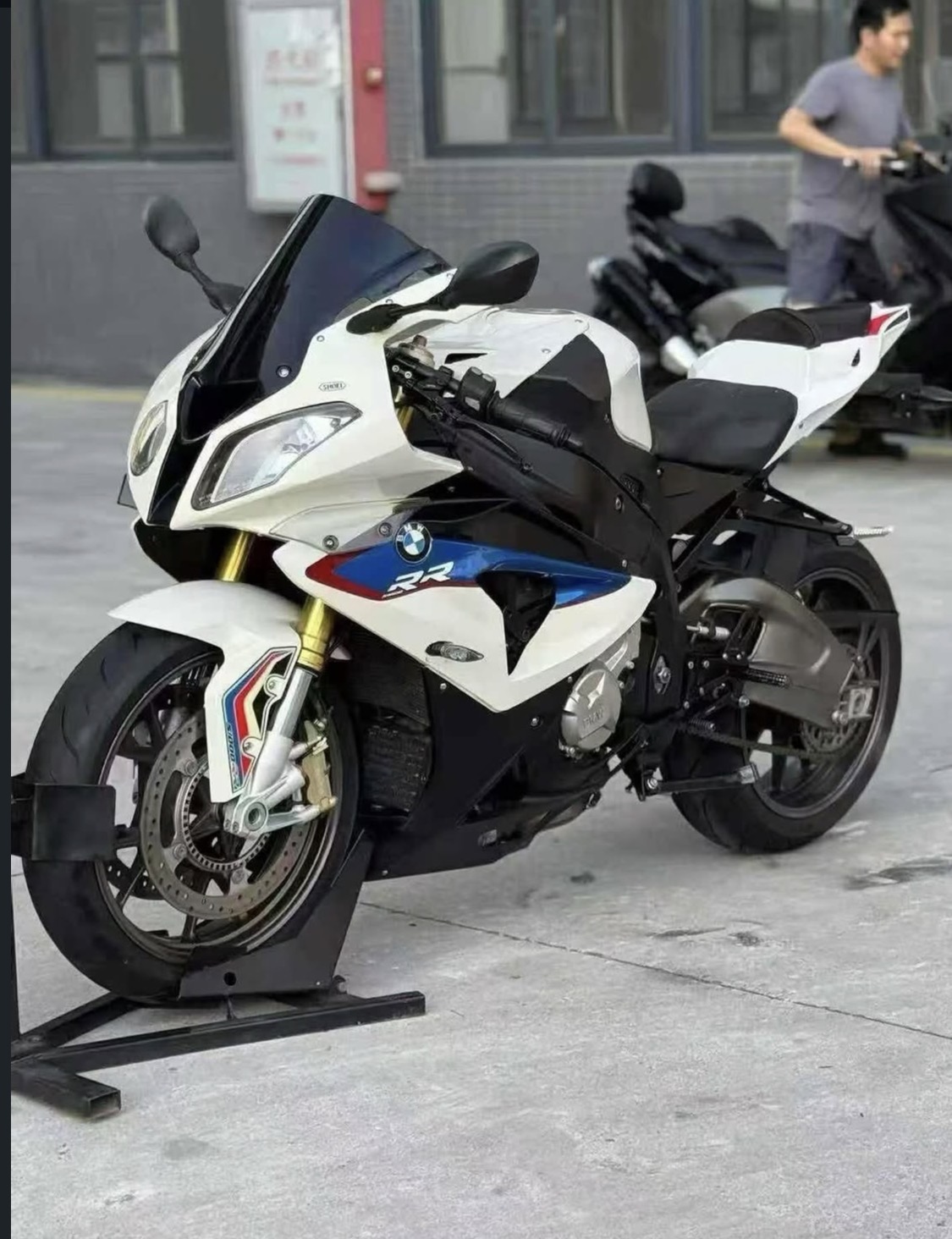 BMW S1000RR