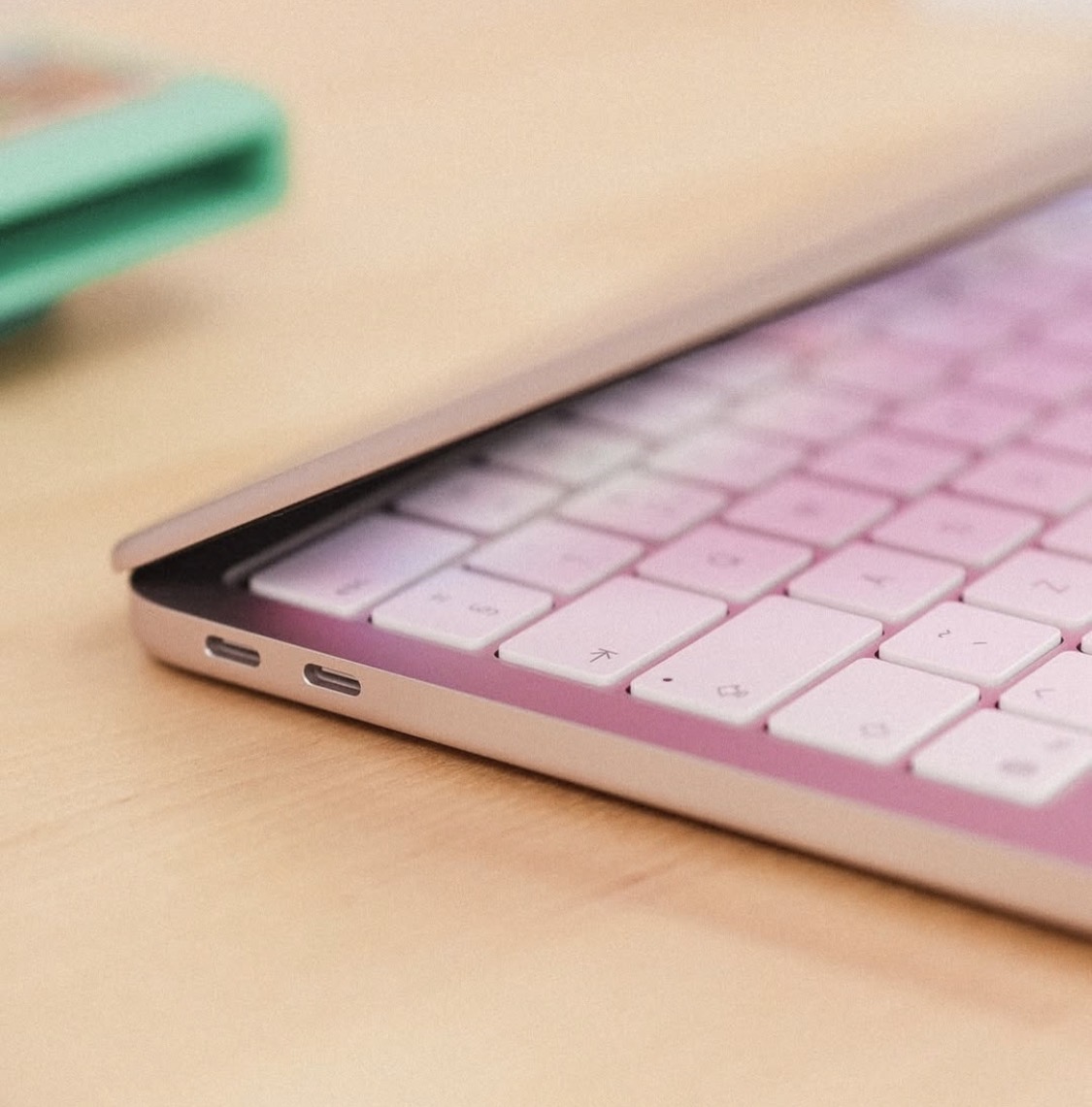 Mac book Neo.