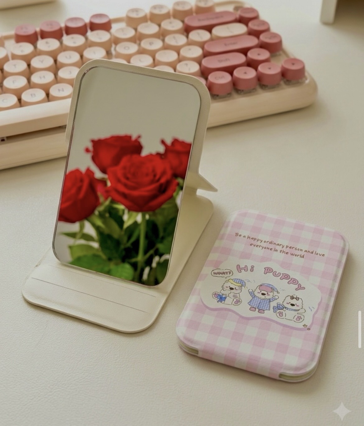 pocket mirror