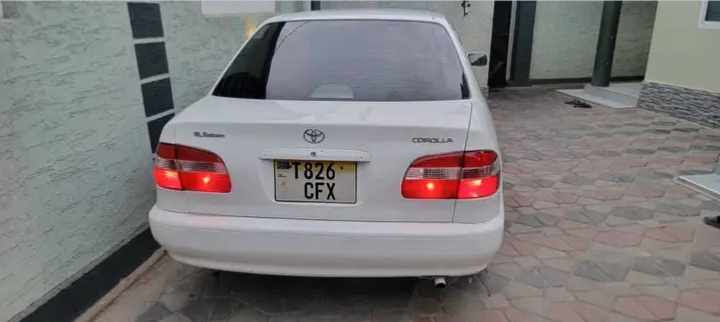 TOYOTA COROLLA
