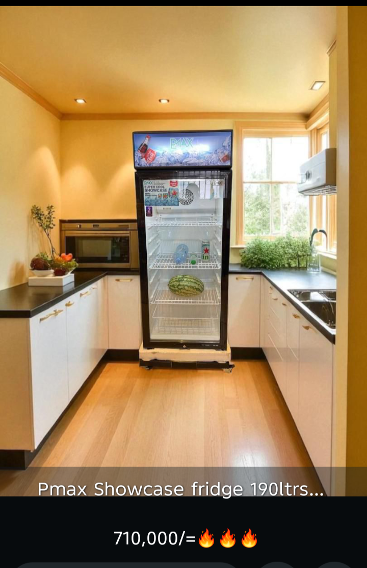 Pmax showcase fridge
