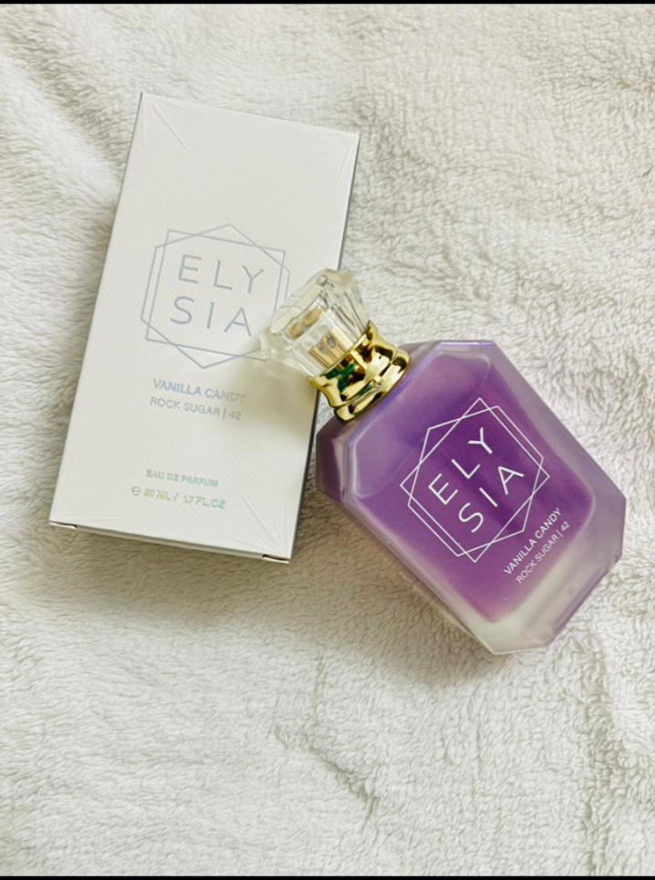 ELY SIA